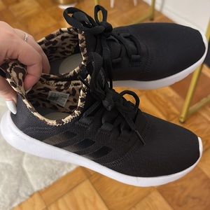 *like new* Adidas running shoes - only worn twice!